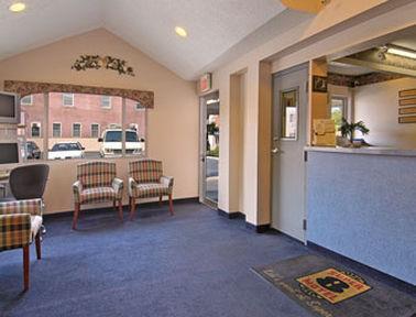 Super 8 By Wyndham Belleville St. Louis Area Interior foto